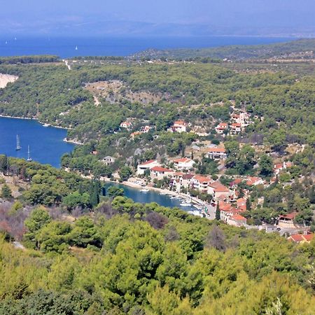 Apartments By The Sea Bobovisca Na Moru, Brac - 5682 Ložišće エクステリア 写真