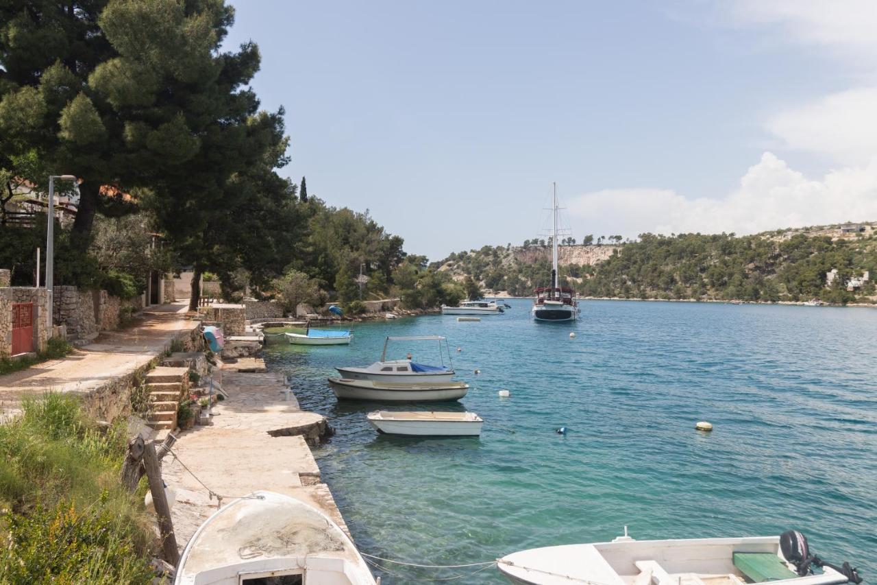 Apartments By The Sea Bobovisca Na Moru, Brac - 5682 Ložišće エクステリア 写真