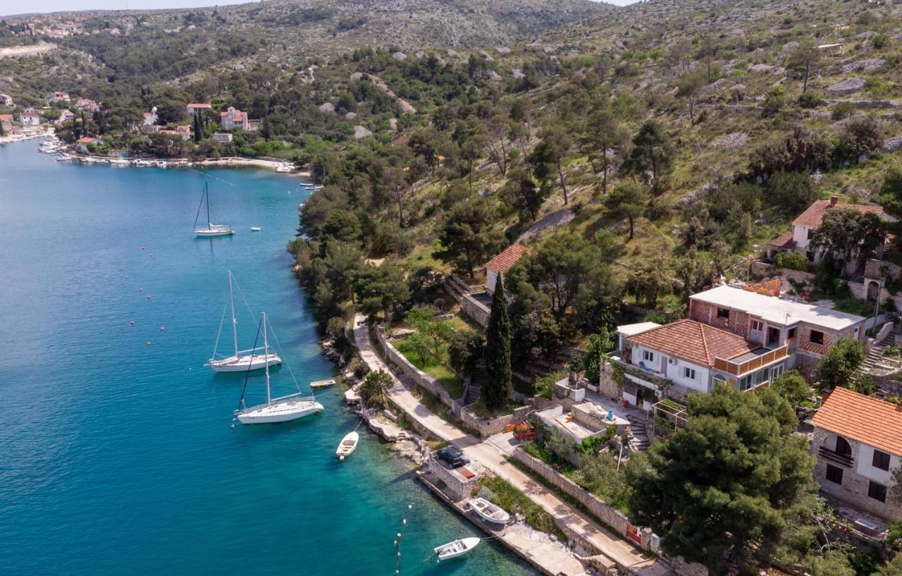Apartments By The Sea Bobovisca Na Moru, Brac - 5682 Ložišće エクステリア 写真