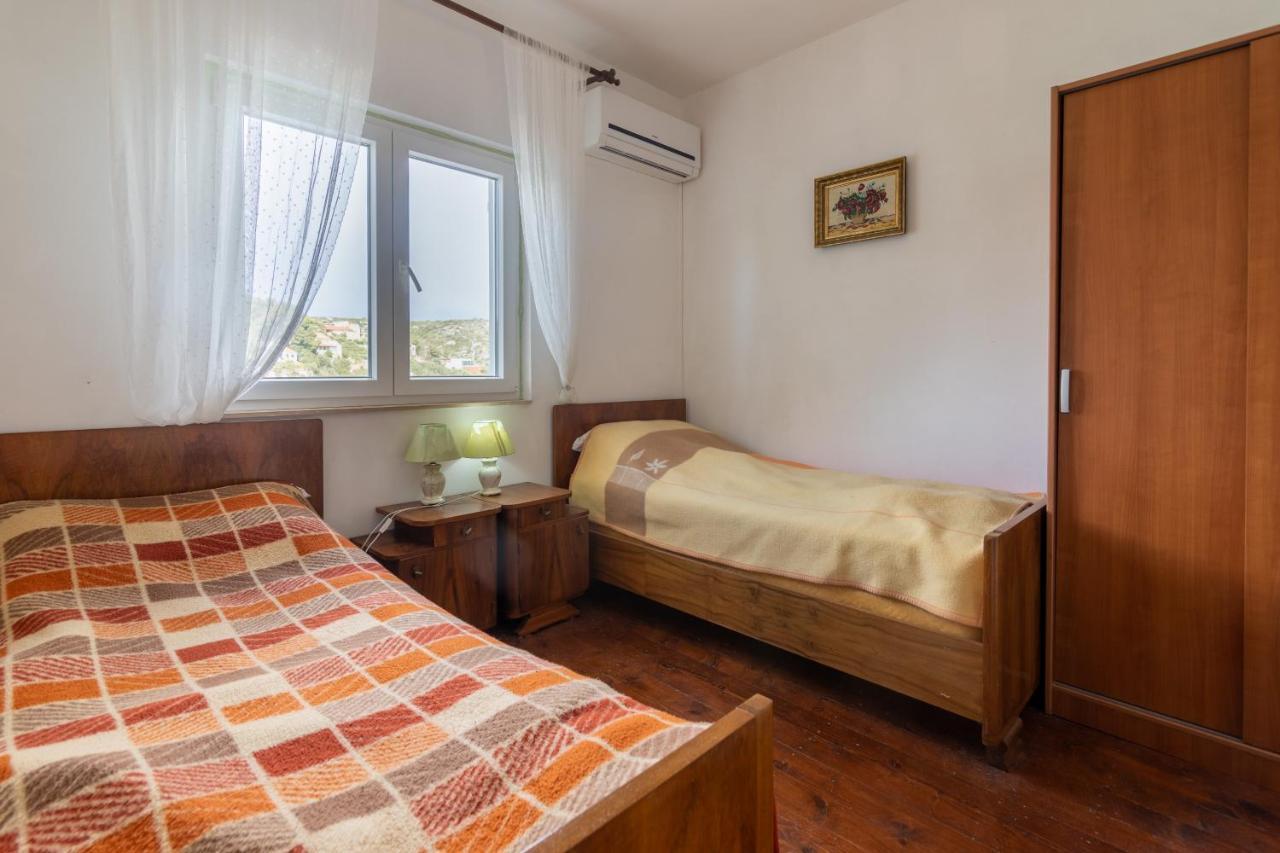 Apartments By The Sea Bobovisca Na Moru, Brac - 5682 Ložišće エクステリア 写真